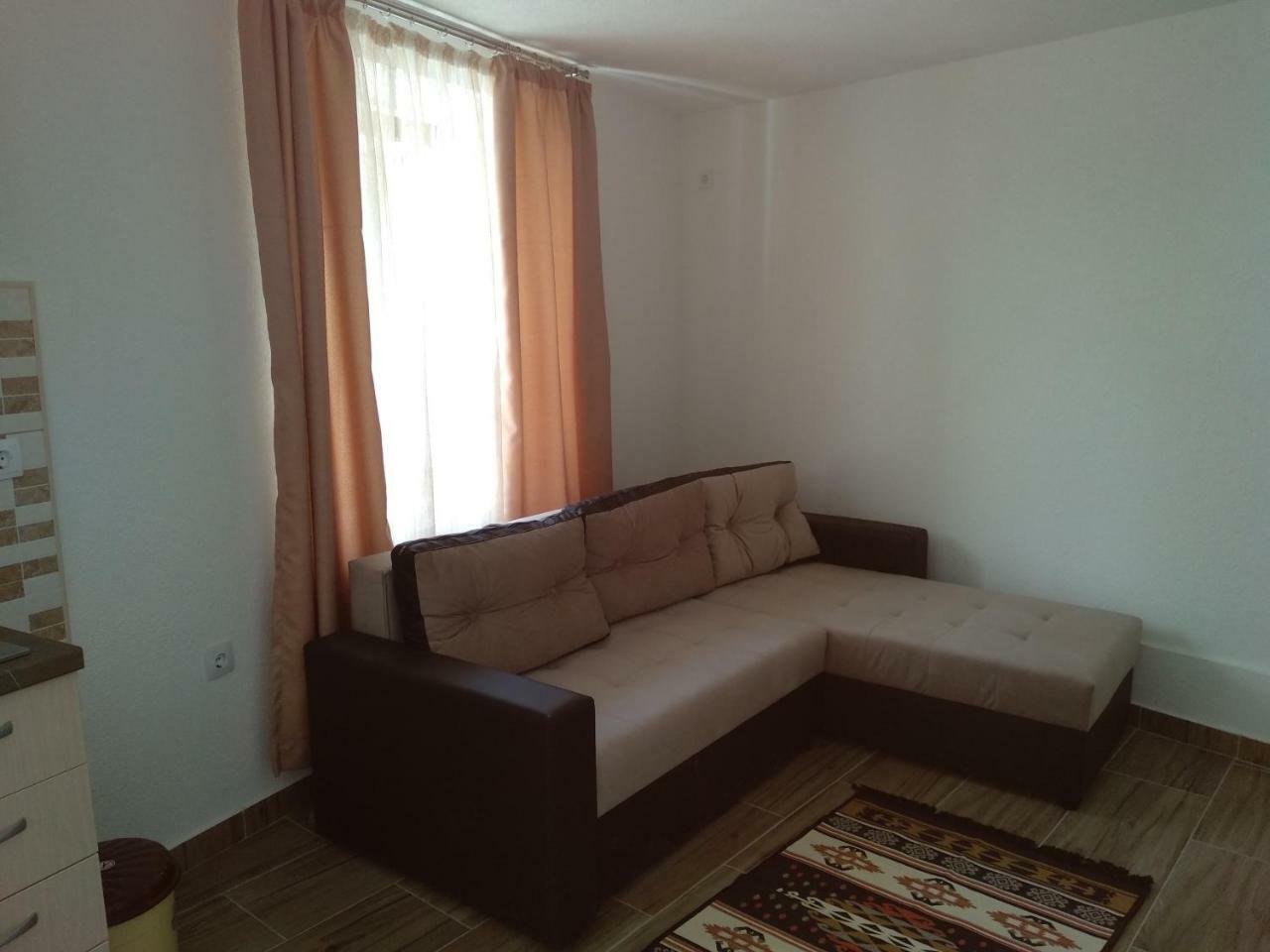 At George'S Apartments Ohrid Exterior foto