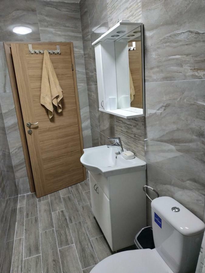 At George'S Apartments Ohrid Exterior foto
